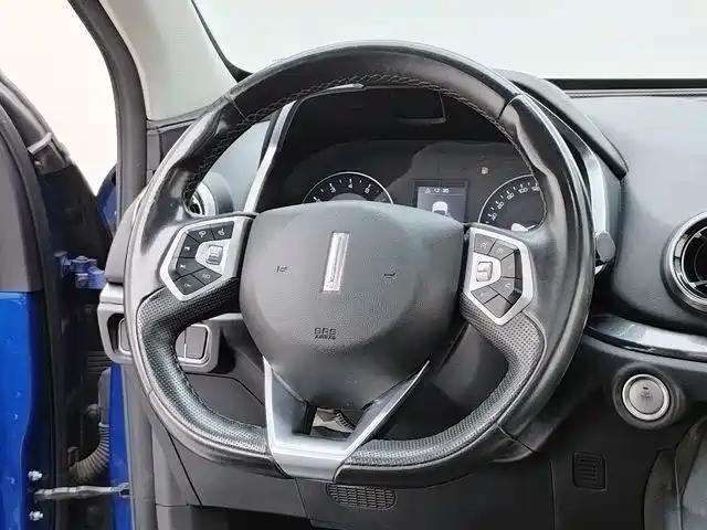 Wey Wey VV5 — миниатюра 15