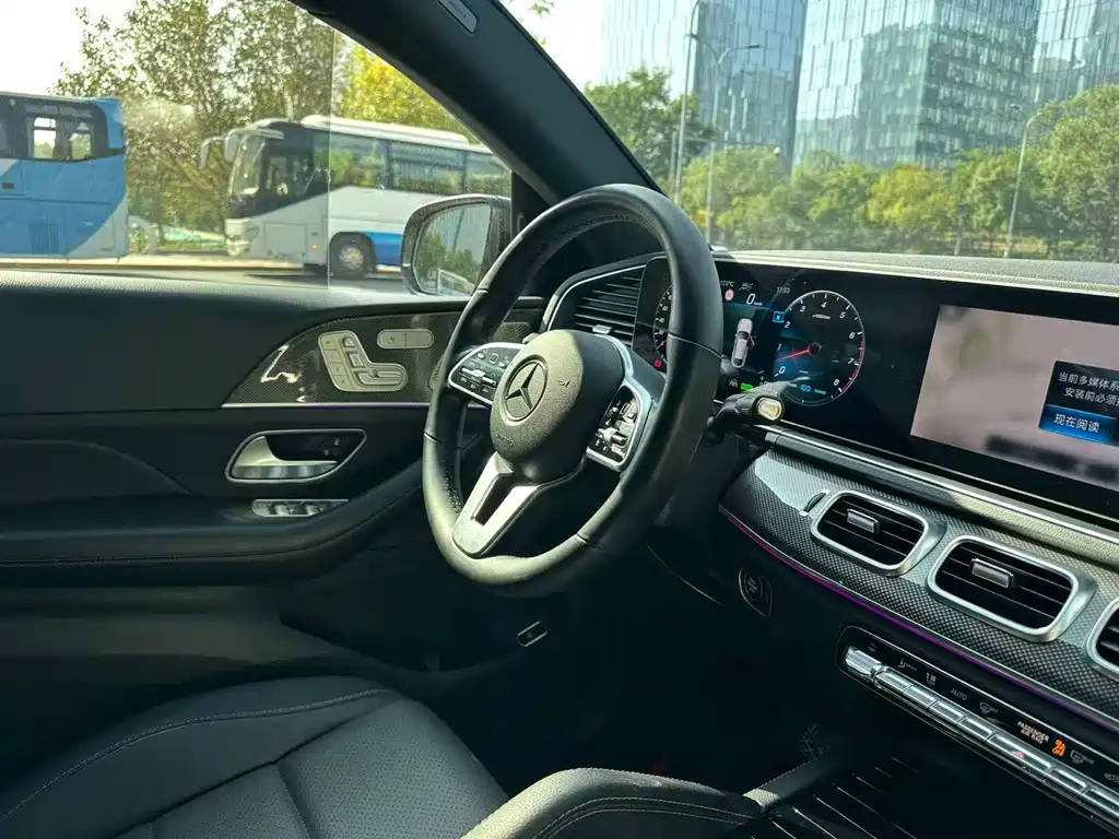 Mercedes-Benz GLE Coupe — миниатюра 26
