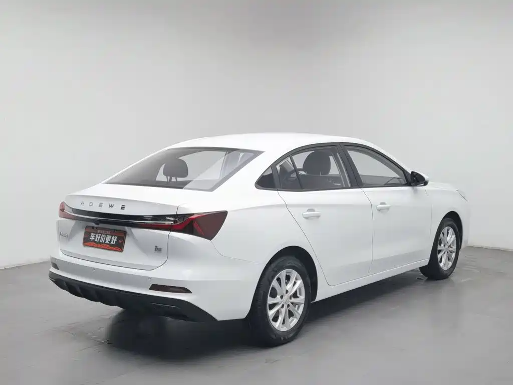 Roewe i5 — миниатюра 2