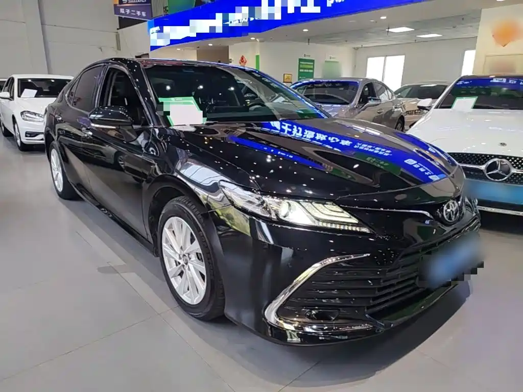 Toyota Camry 2021 2.0G Luxury