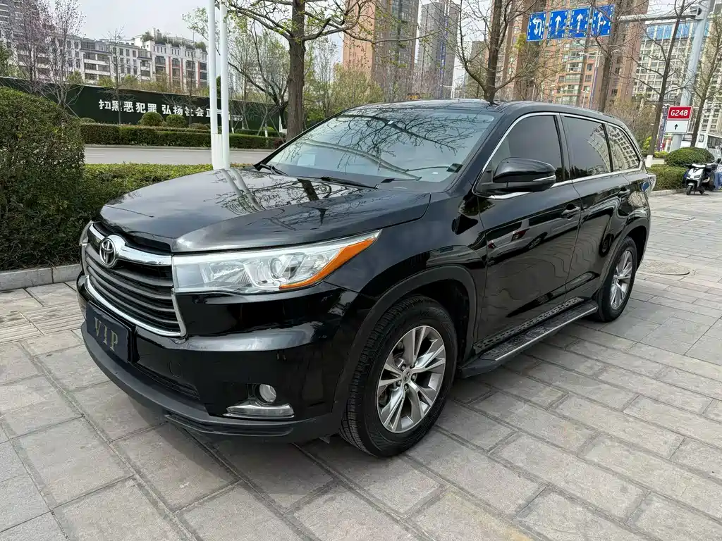Toyota Highlander 2016