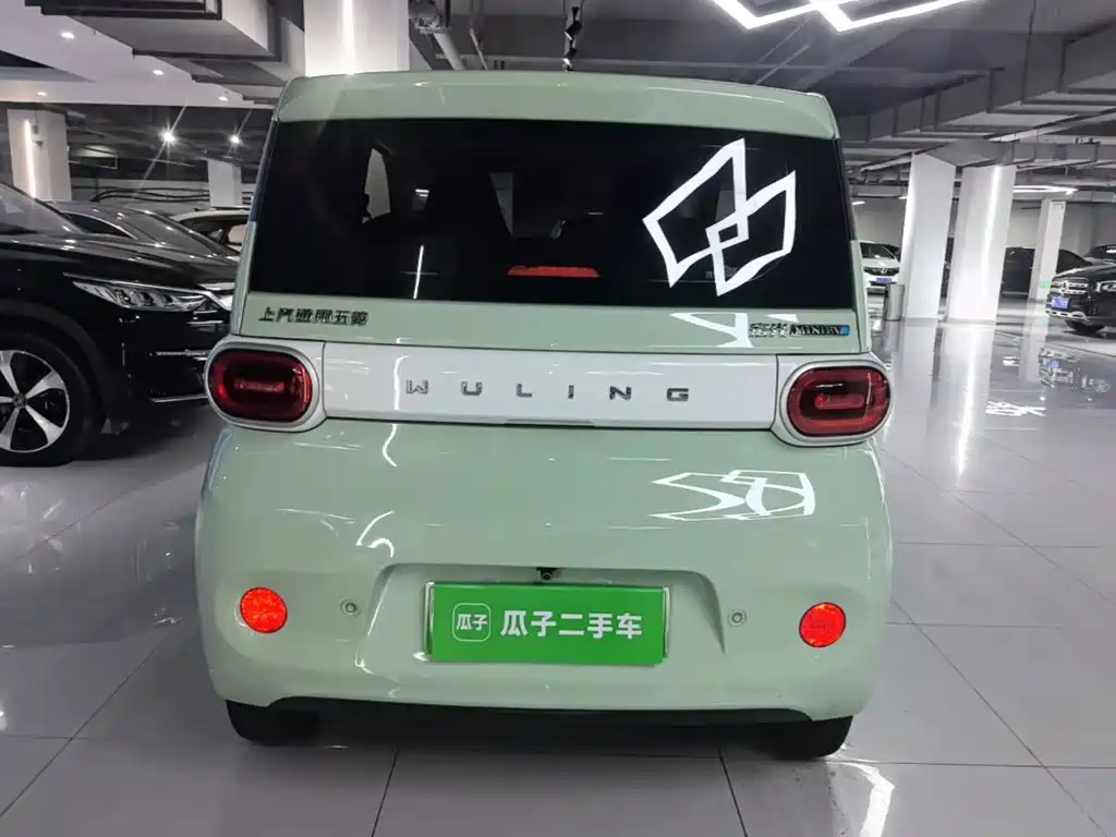 Wuling MINIEV — миниатюра 6