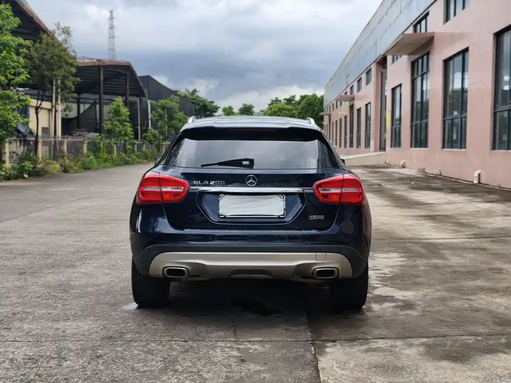 Mercedes-Benz GLA 2016 GLA 200 Fashion