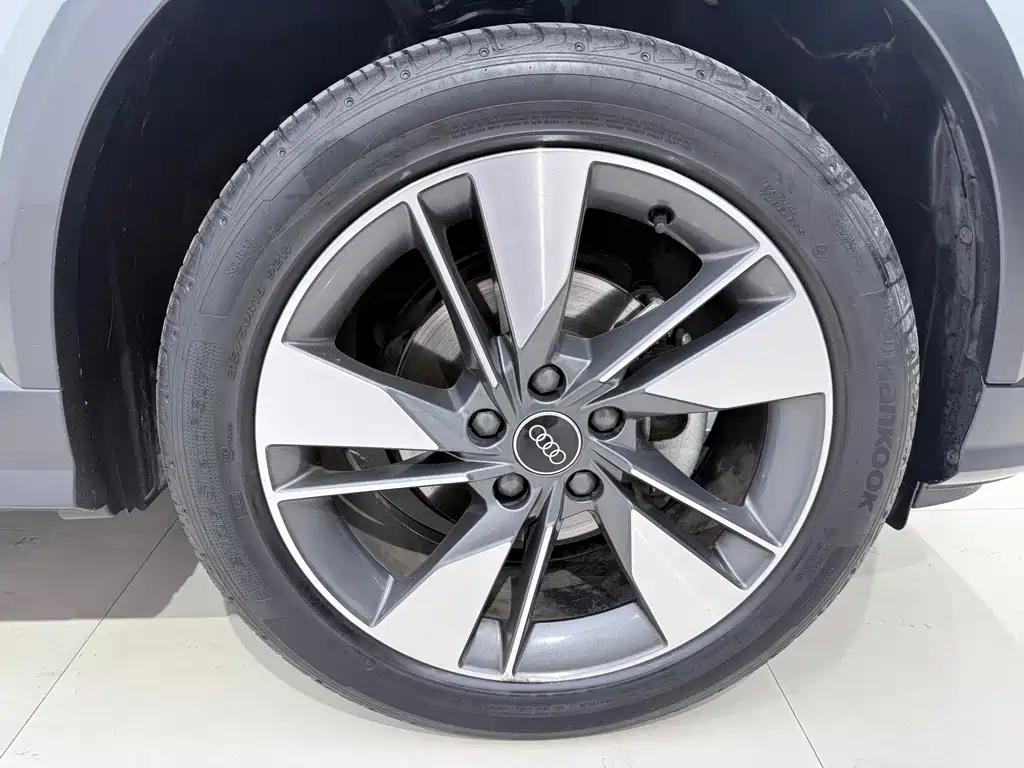 Audi Q2L — миниатюра 15