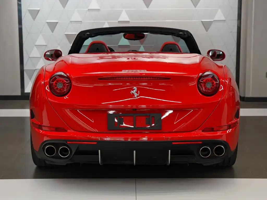 Ferrari California T — миниатюра 6