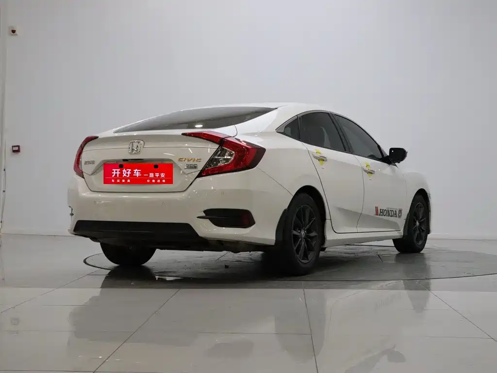 Honda Civic — миниатюра 6