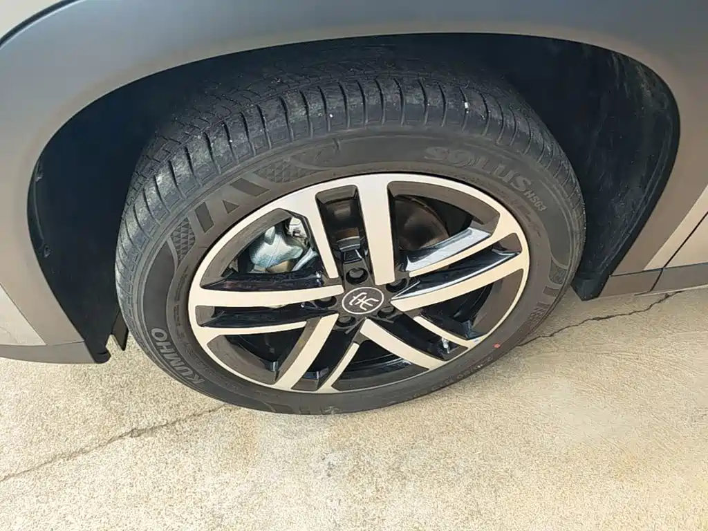 BYD L DM-i — миниатюра 23