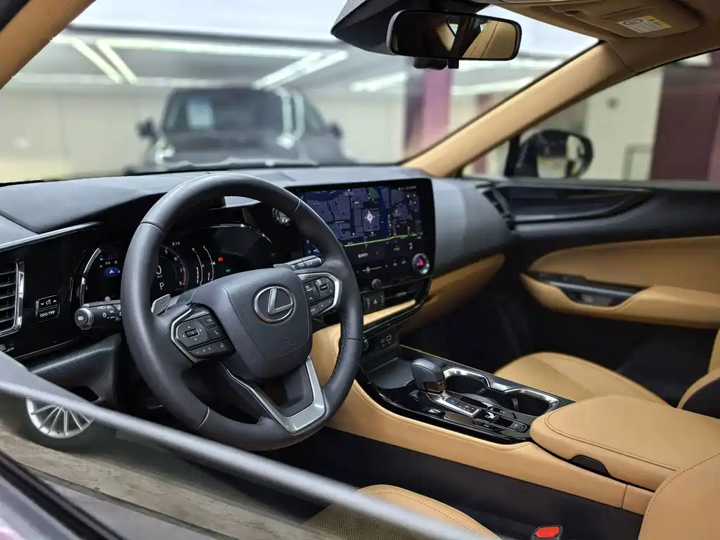 Lexus NX — миниатюра 27