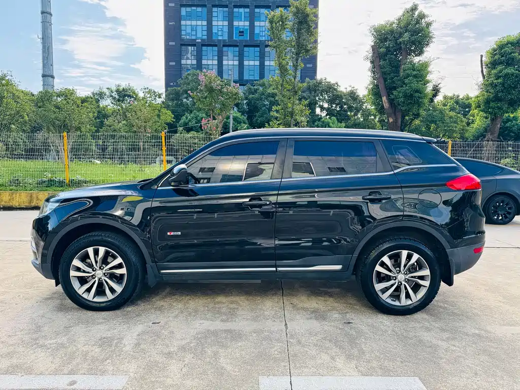 Geely Boyue — миниатюра 16