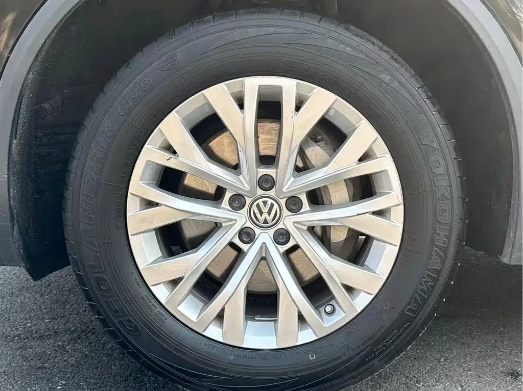 Volkswagen Touareg 2019 2.0TSI VI