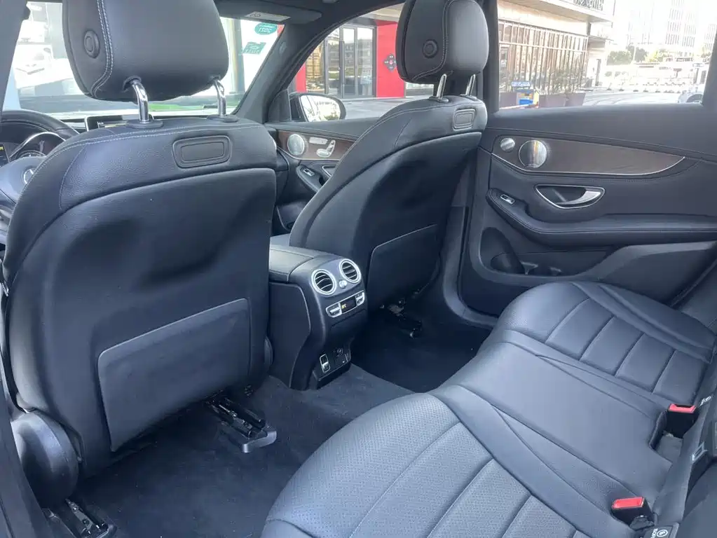 Mercedes-Benz GLC — миниатюра 8