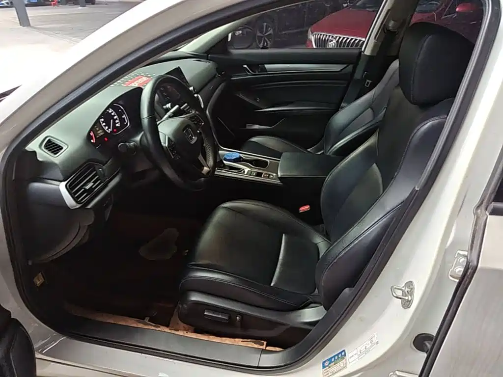 Honda Accord — миниатюра 15