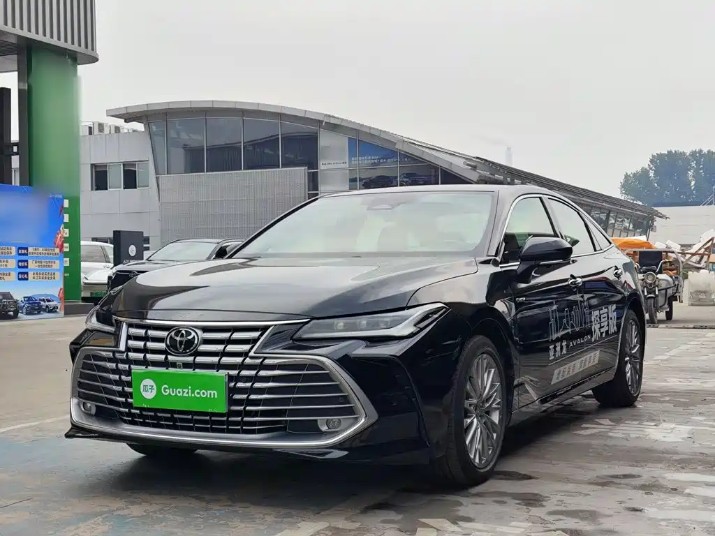 Toyota Avalon — миниатюра 2