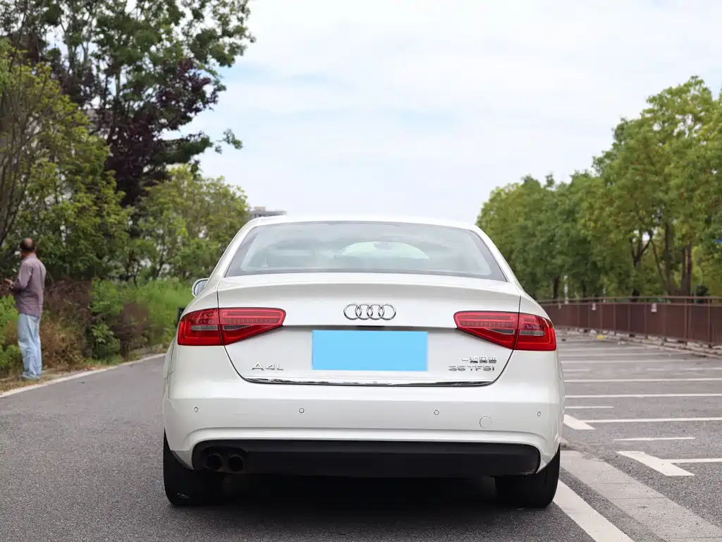 Audi A4L — миниатюра 6