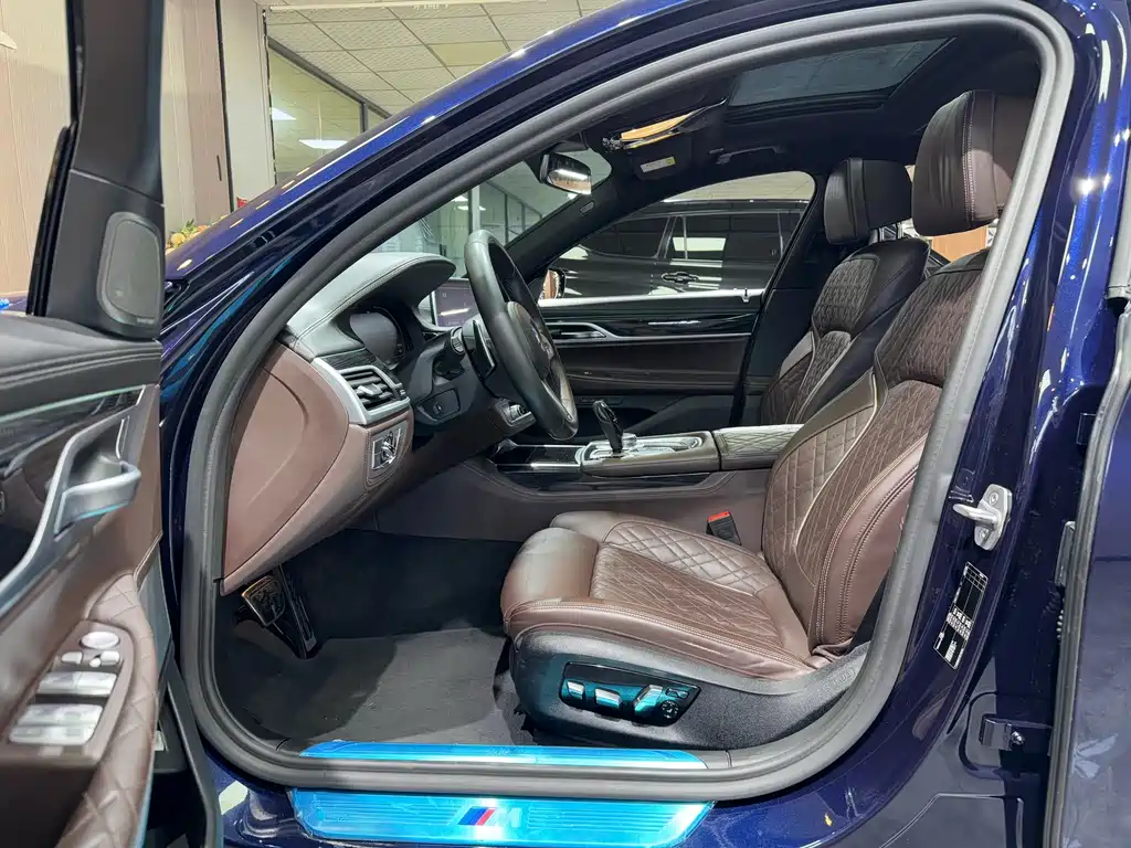 BMW 7 Series 7 2019 740Li Lead M Sport