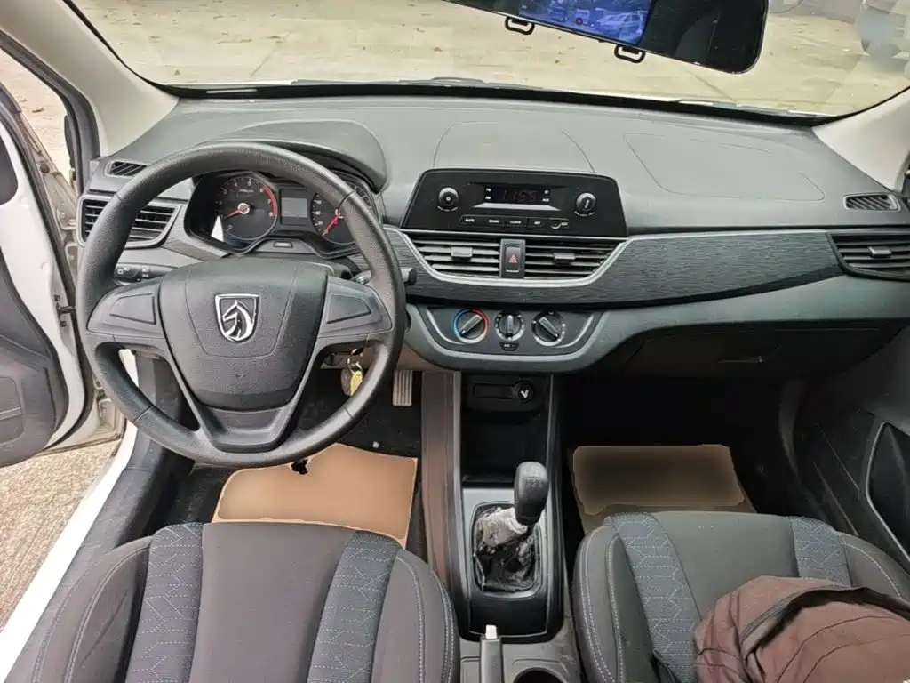 Baojun 310 — миниатюра 10