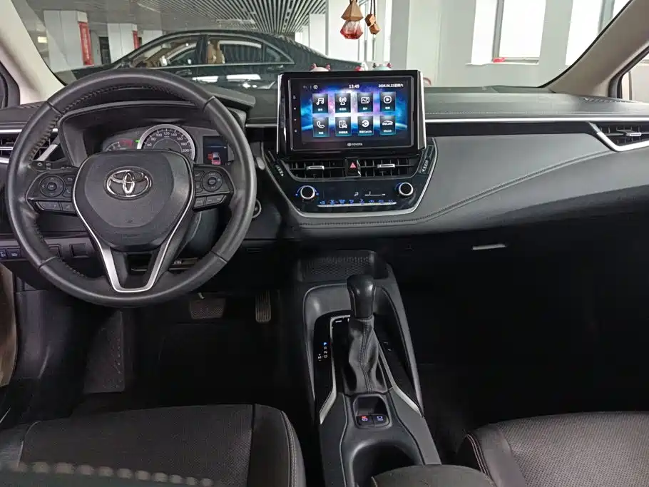 Toyota Corolla — миниатюра 12