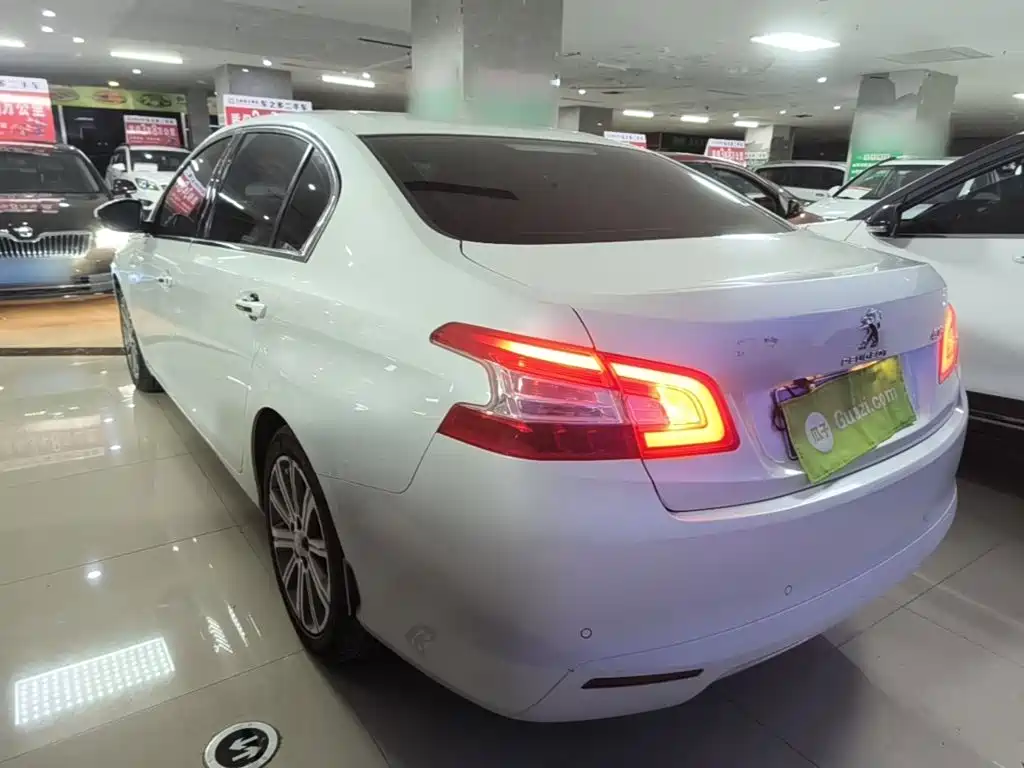 Peugeot 408 — миниатюра 5