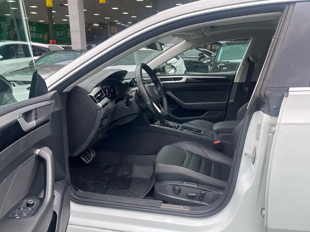 Volkswagen FAW - Passat CC CC 2023 380TSI