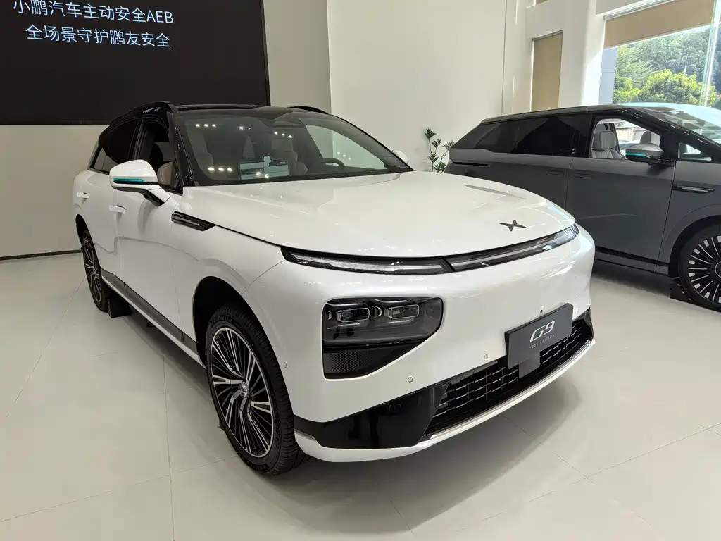 XPeng G9 0