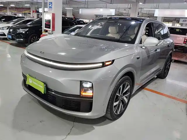 IDEAL CAR IDEAL L7 2023