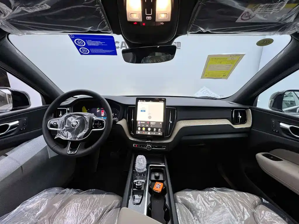 Volvo XC60 — миниатюра 16
