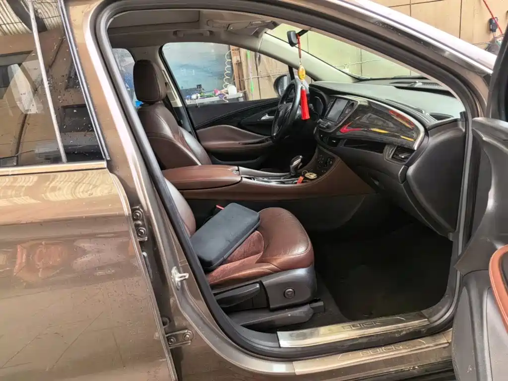 Buick Envision Plus — миниатюра 25