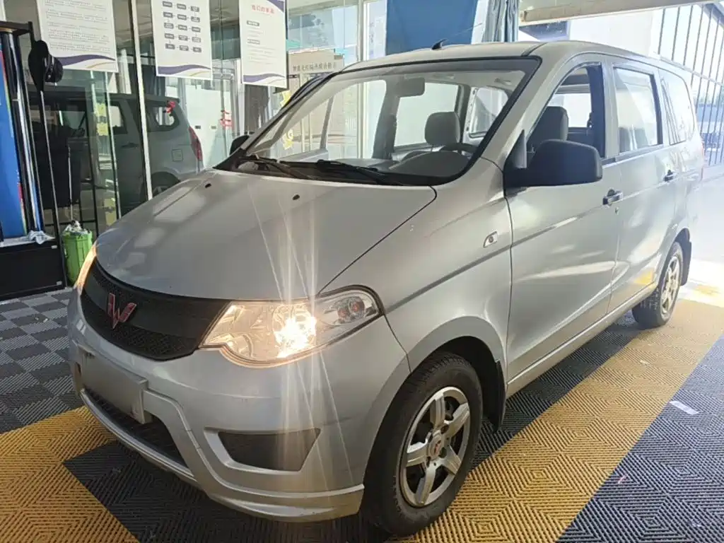 Wuling Hongguang — миниатюра 2