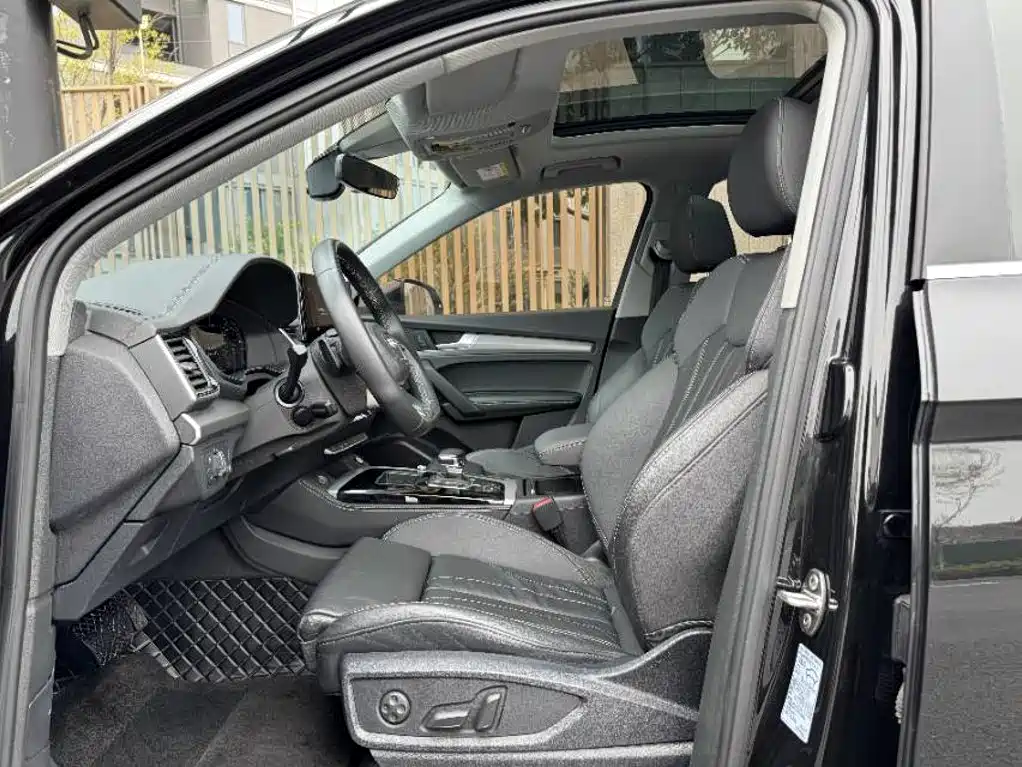 Audi Q5L — миниатюра 3