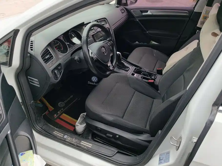 Volkswagen Golf — миниатюра 9