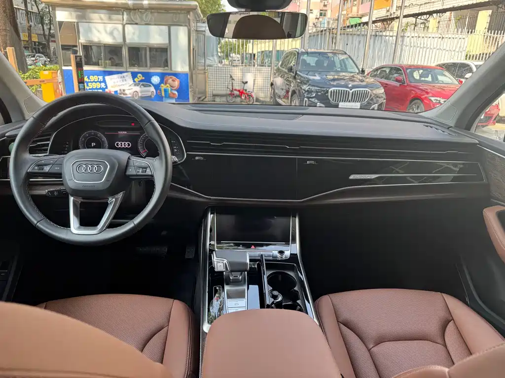 Audi Q7 — миниатюра 7