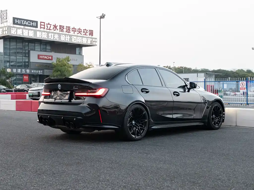 BMW M3 — миниатюра 3