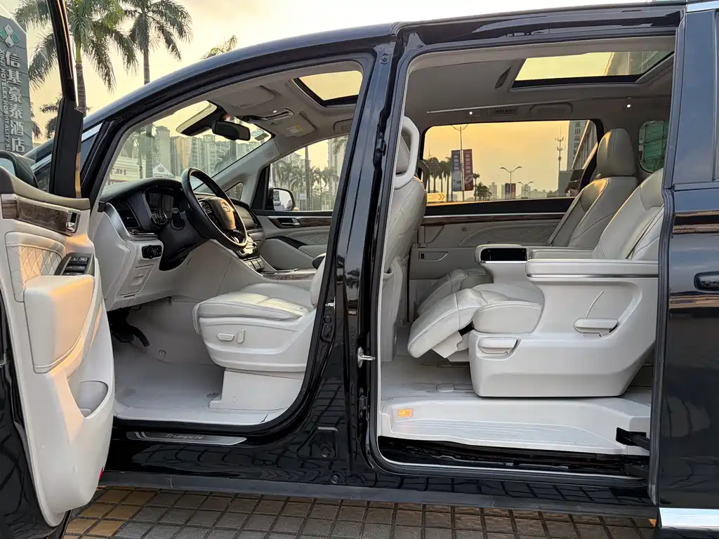 GAC Motor Trumpchi M8 — миниатюра 17