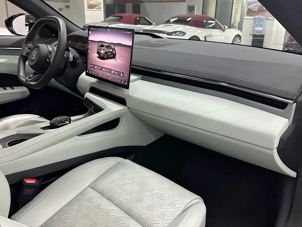 ZEEKR EXTREME KRYPTON 001