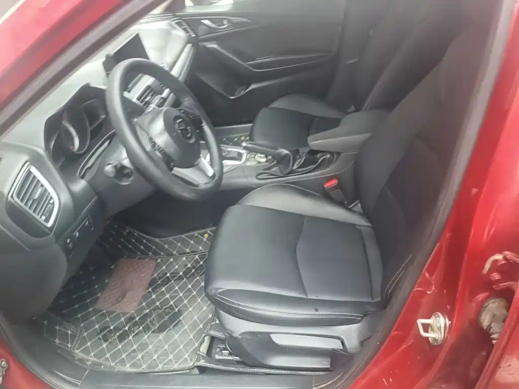 Mazda 3 Axela — миниатюра 15