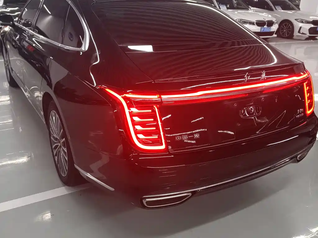 Hongqi H9 2021 2.5T