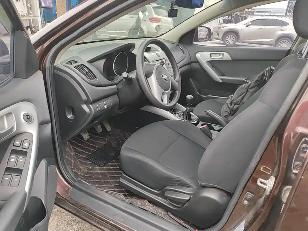 Kia Forte — миниатюра 16
