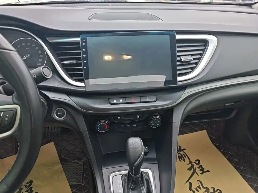 Buick Excelle — миниатюра 13