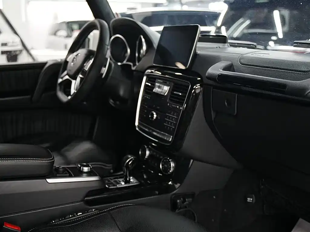 MERCEDES-BENZ G CLASS