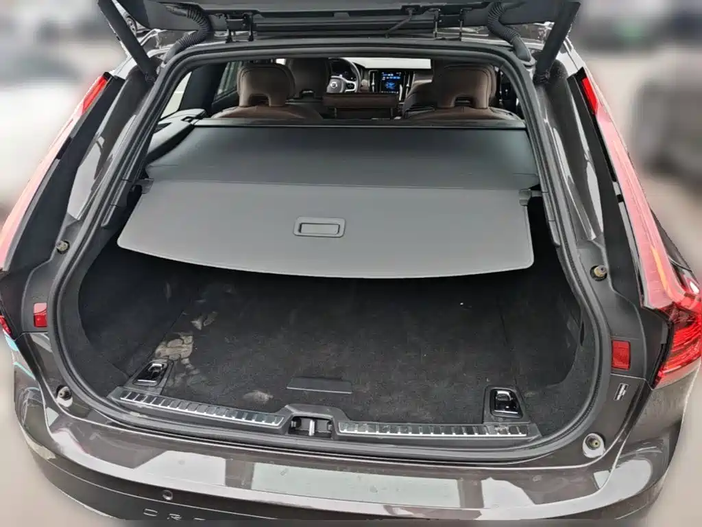 Volvo V90 — миниатюра 24