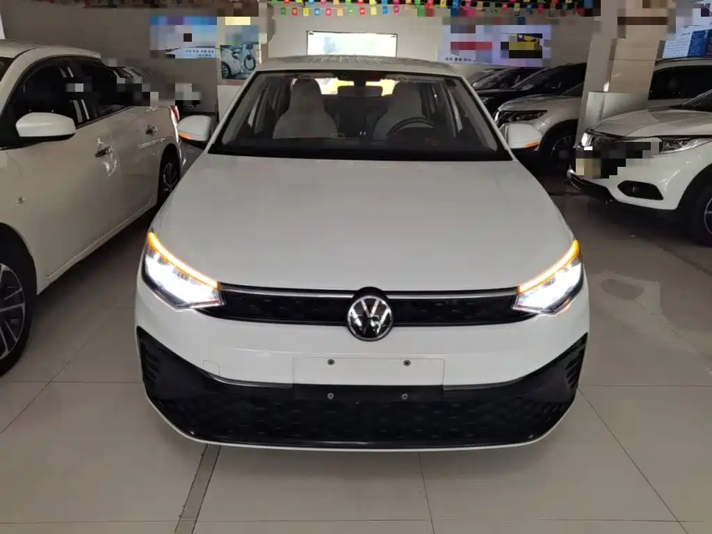 Volkswagen Lavida — миниатюра 3