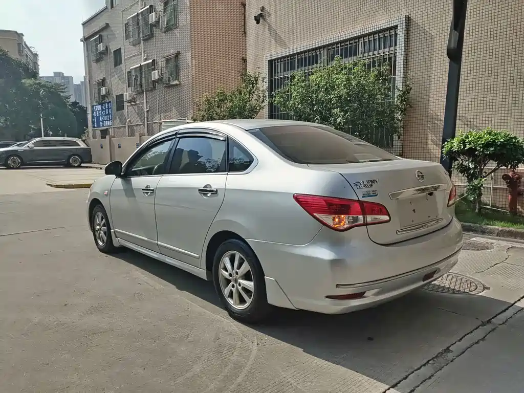 Nissan Sylphy — миниатюра 8
