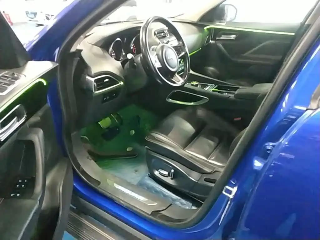 Jaguar F-PACE — миниатюра 15