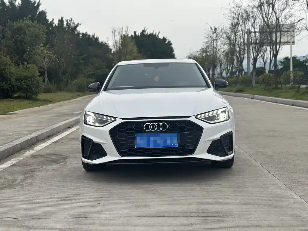 Audi A4L 2022 40 TFSI Fashion