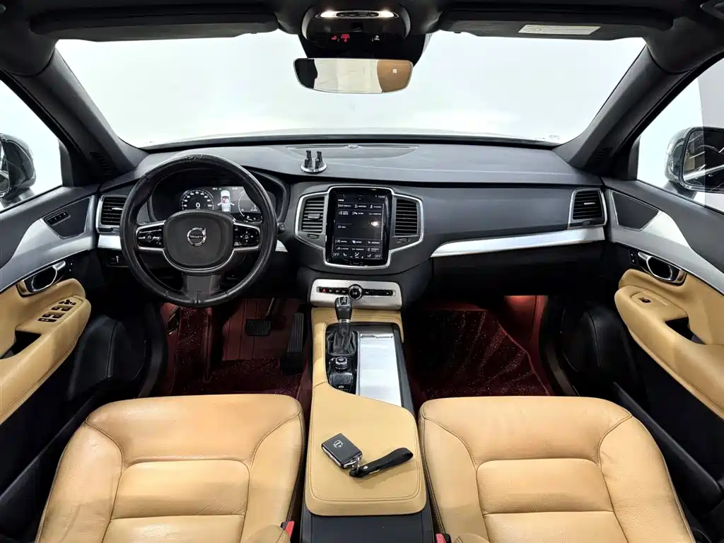 Volvo XC90 2019 T5 5 мест V
