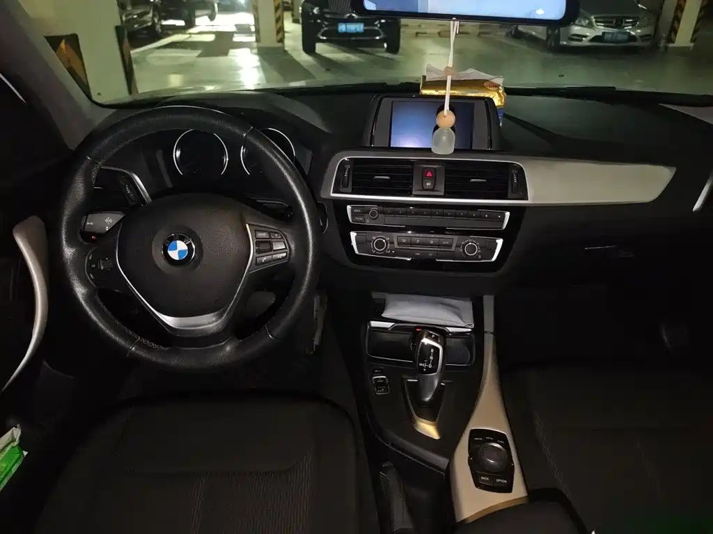 BMW 1 Series (Import) — миниатюра 13