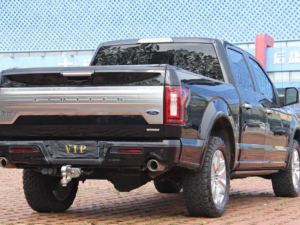 Ford F-150 Raptor — миниатюра 8