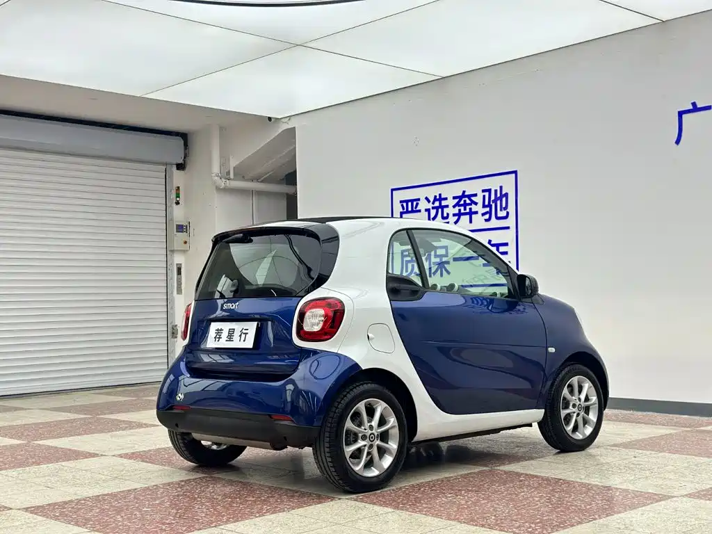 Smart fortwo 1.0L 52 kW Hardtop Lively Edition China V, фото 8