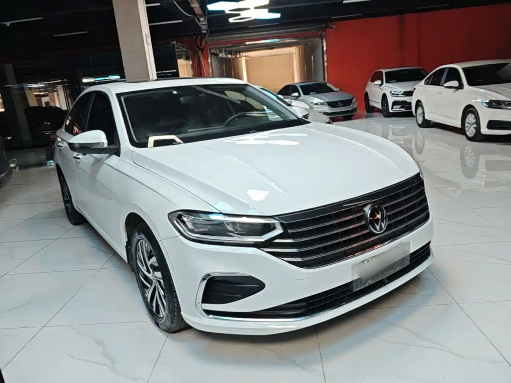 Volkswagen Lavida — миниатюра 4