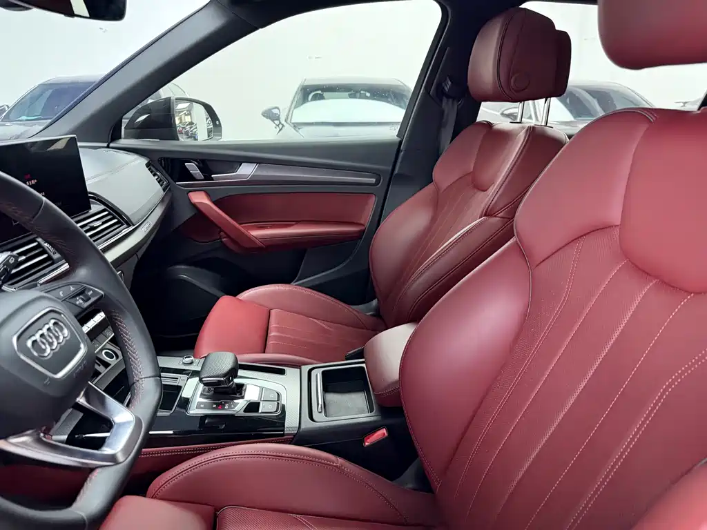Audi Q5L 2024 40 TFSI Luxury